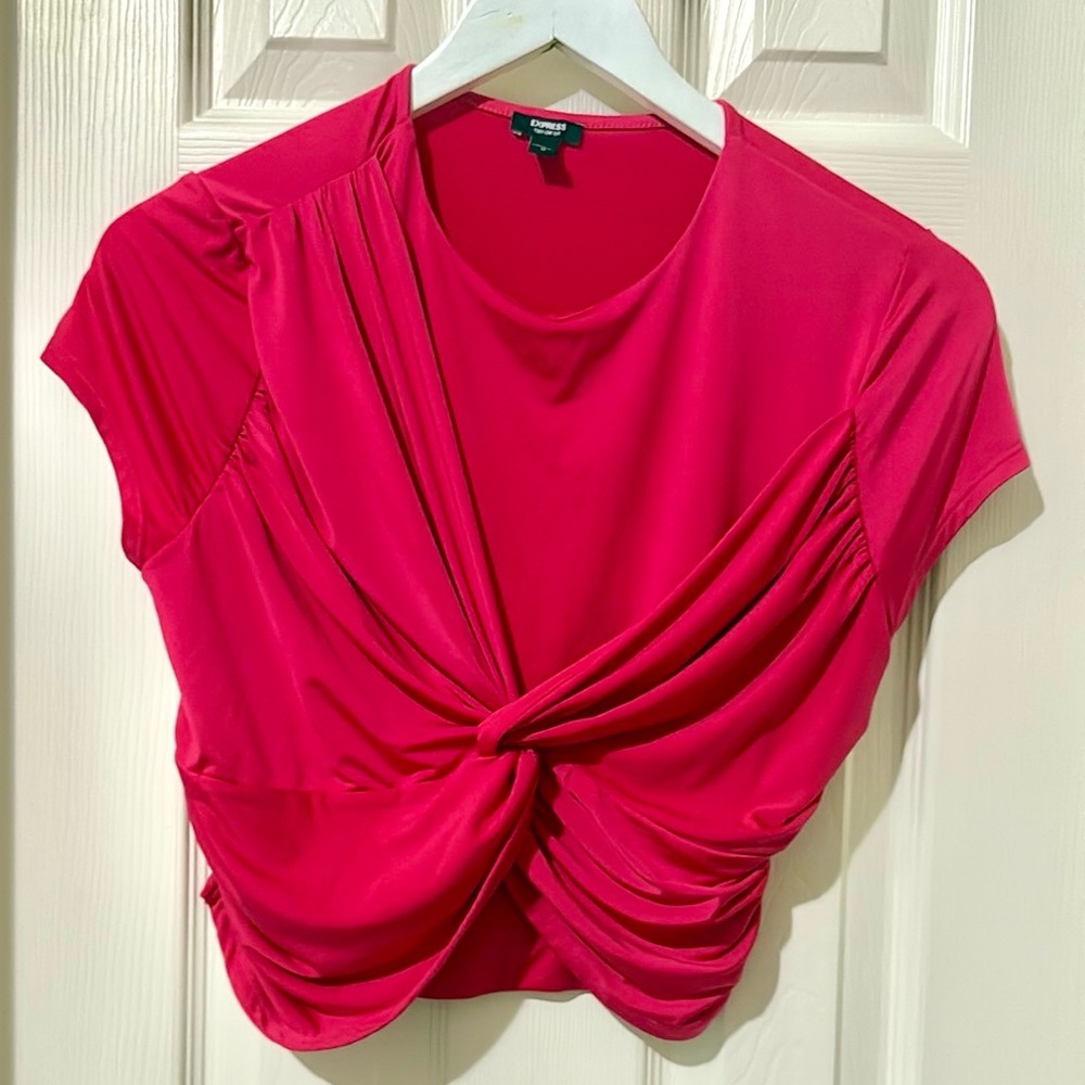 Express body contour dark pink twist Front Cropped shirt size medium